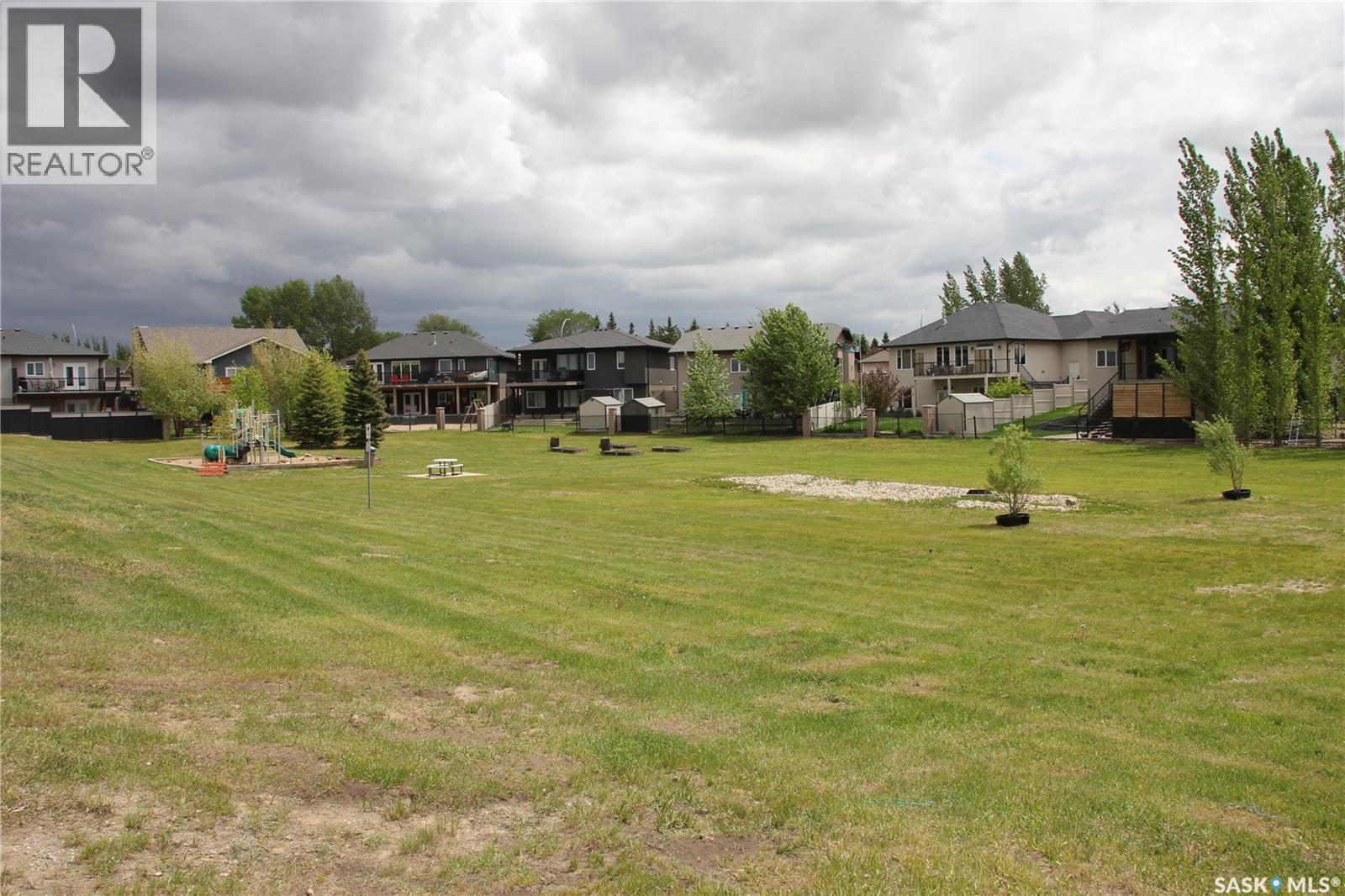 1100 Aaron Drive, Pilot Butte, SK