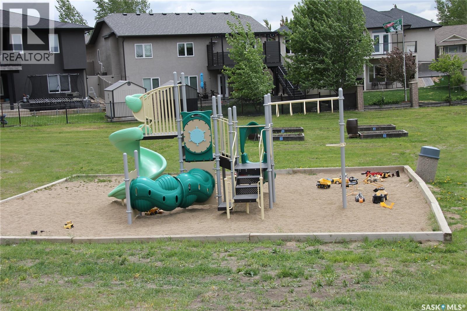 1350 Aaron Drive, Pilot Butte, SK