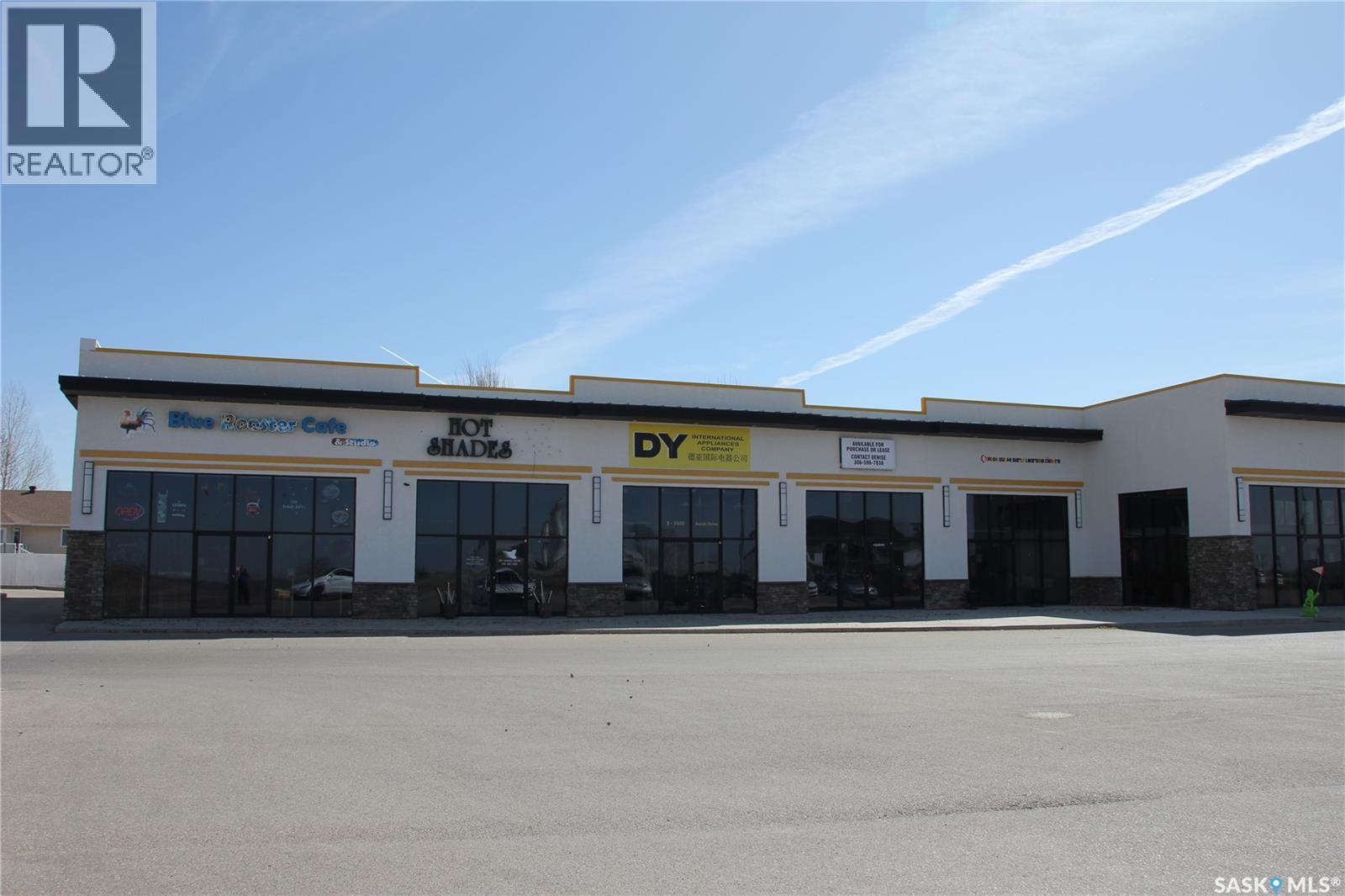 1300 Aaron Drive, Pilot Butte, SK