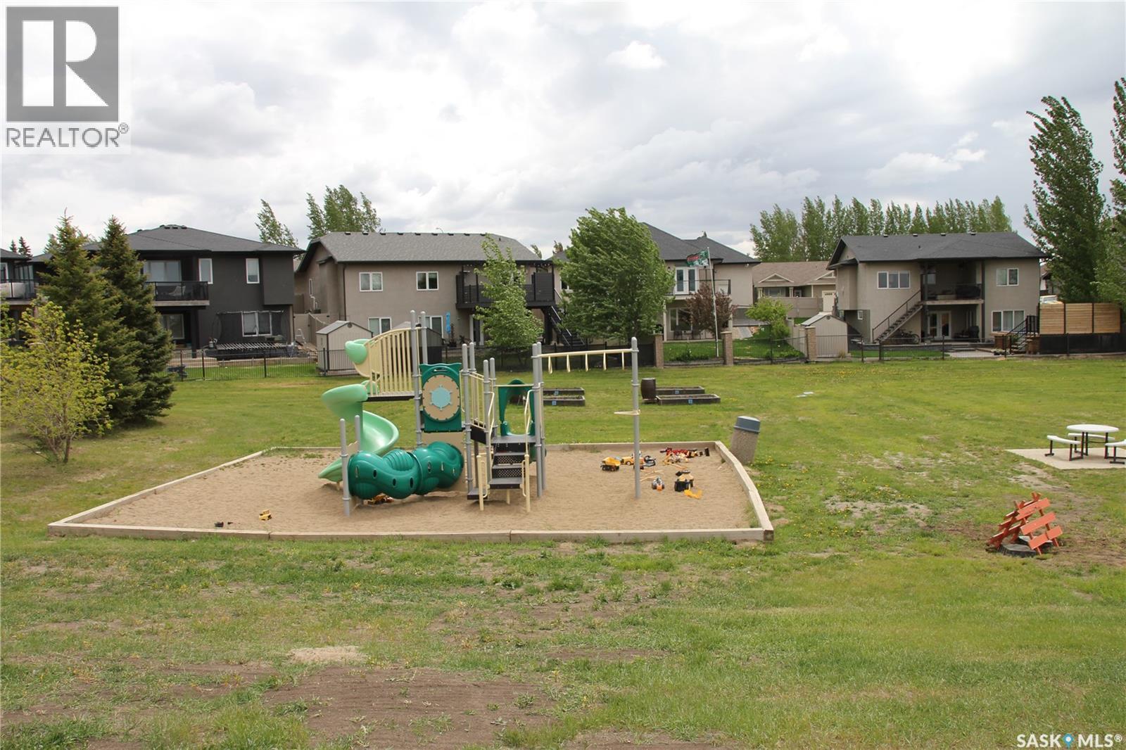 1250 Aaron Drive, Pilot Butte, SK