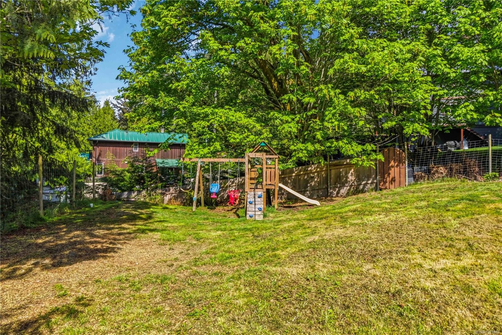 2545 Eaglecrest Dr, Sooke, BC