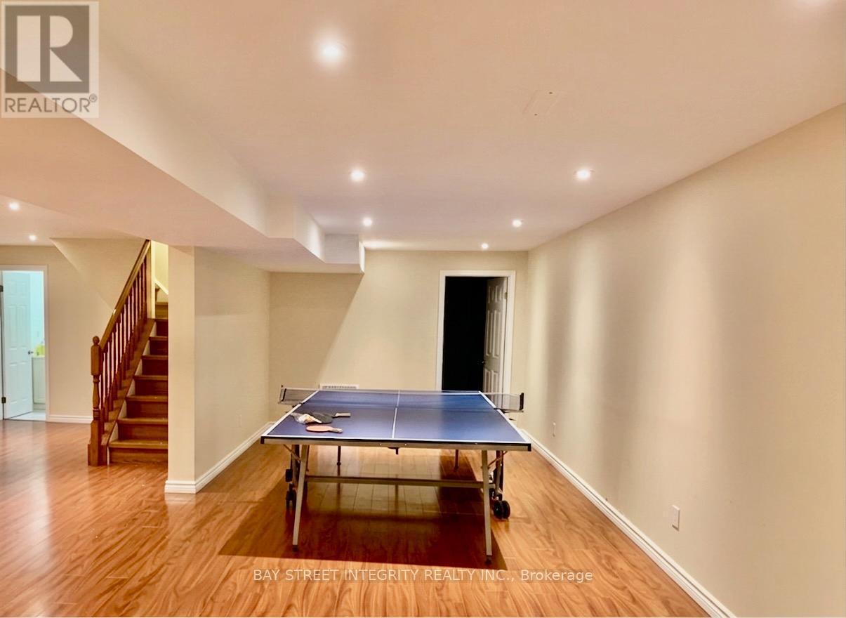 38 Southgate Crescent, Richmond Hill, ON - Indoor Photo Showing Other Room