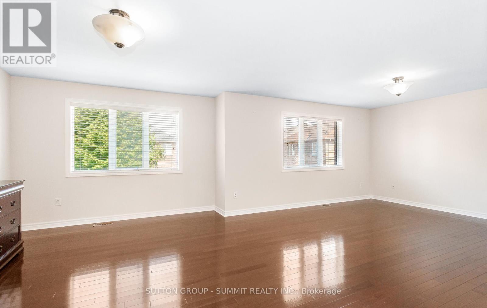 3129 Gladish Grove, Mississauga, ON - Indoor Photo Showing Other Room