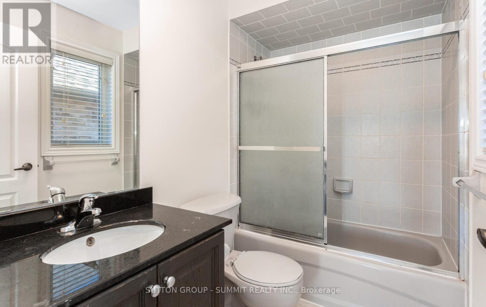 3129 Gladish Grove, Mississauga, ON - Indoor Photo Showing Bathroom