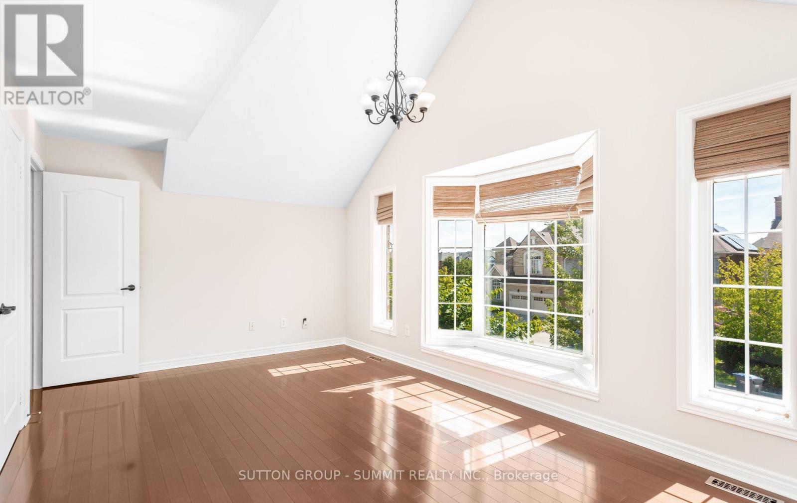 3129 Gladish Grove, Mississauga, ON - Indoor Photo Showing Other Room