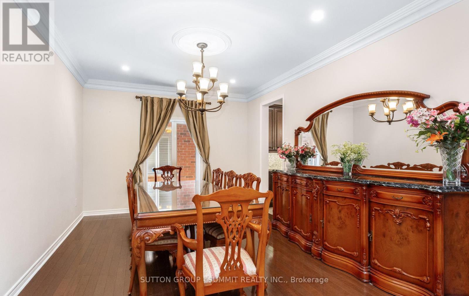 3129 Gladish Grove, Mississauga, ON - Indoor Photo Showing Dining Room