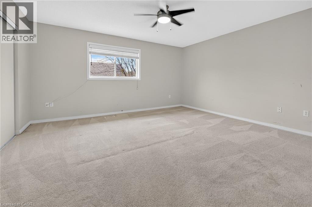 41 Kenyon Crescent, Grimsby, ON - Indoor Photo Showing Other Room