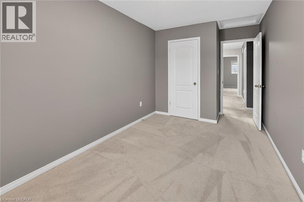 41 Kenyon Crescent, Grimsby, ON - Indoor Photo Showing Other Room