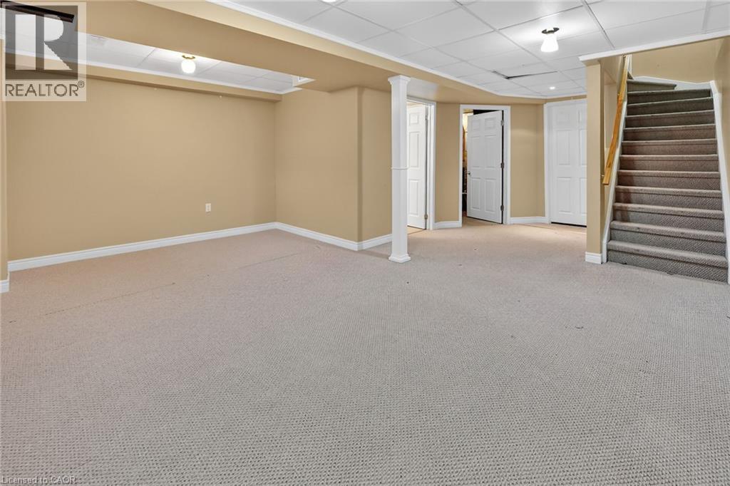 41 Kenyon Crescent, Grimsby, ON - Indoor