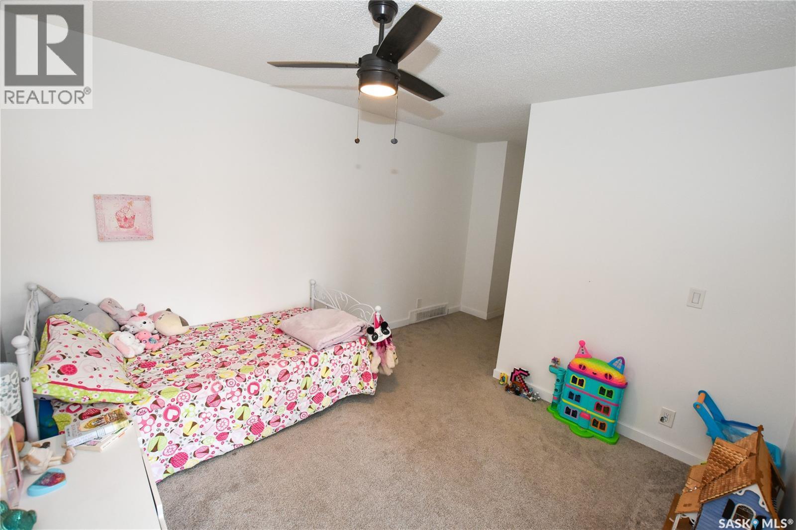 167 Nordstrum Road, Saskatoon, SK - Indoor Photo Showing Bedroom