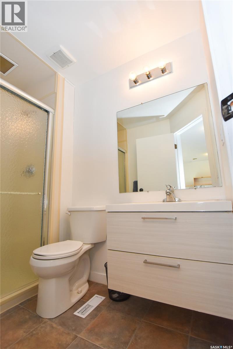 167 Nordstrum Road, Saskatoon, SK - Indoor Photo Showing Bathroom