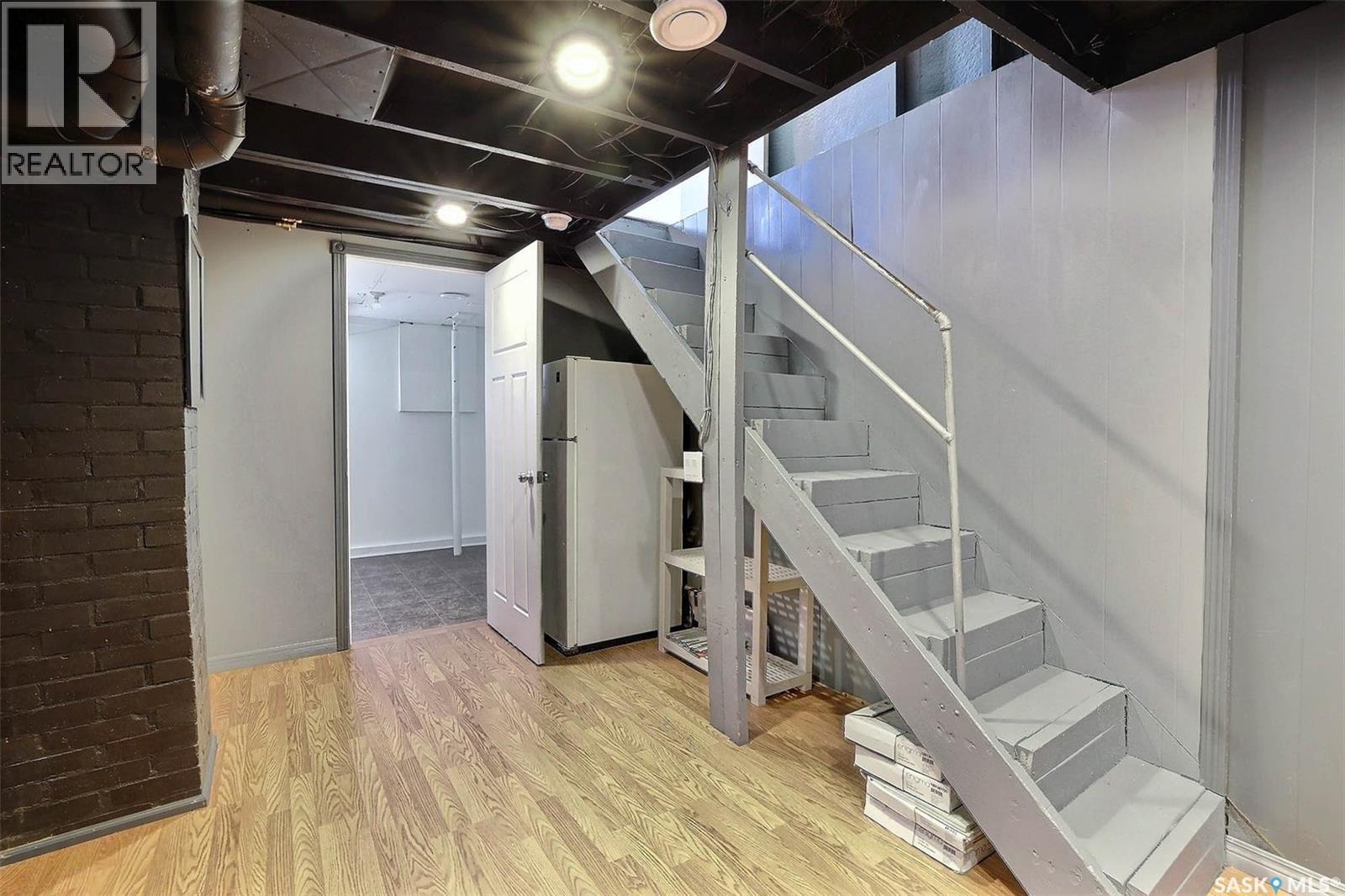 231 Centre Street, Regina Beach, SK - Indoor