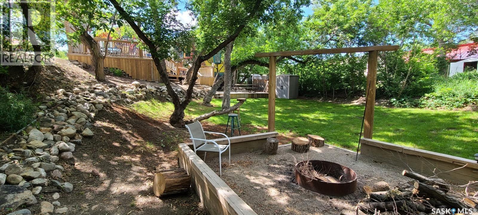231 Centre Street, Regina Beach, SK - Outdoor