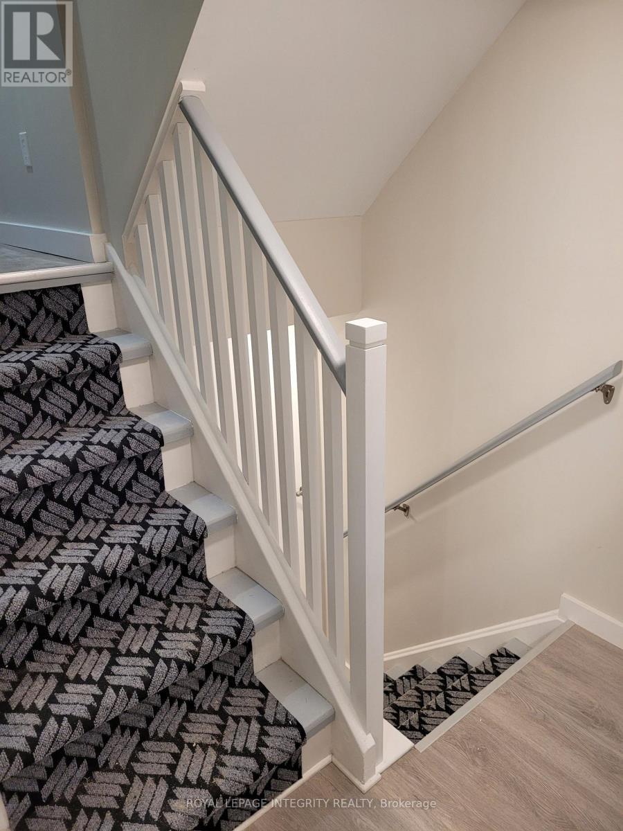 separate entrance - 2748 Moncton Road, Ottawa, ON - Indoor Photo Showing Other Room