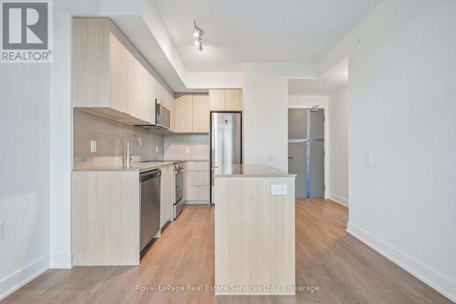 711 - 2088 James Street, Burlington (Brant), ON - Indoor Photo Showing Kitchen