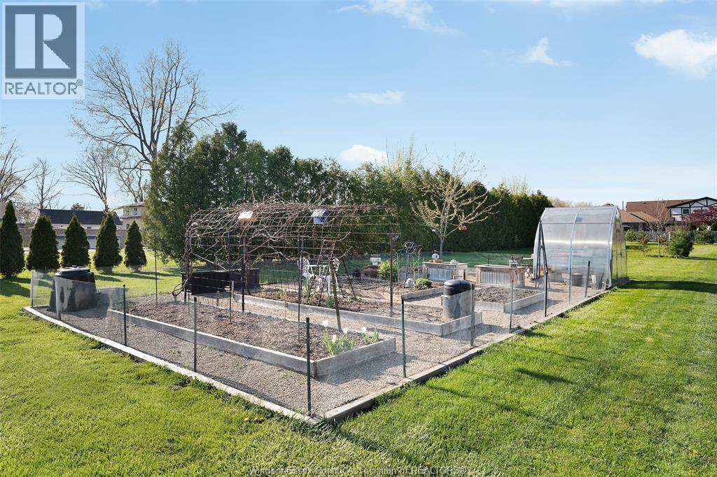 136 Lowes Sideroad, Amherstburg, ON - Outdoor