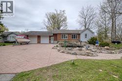 638 BROAD Street W Dunnville, ON N1A 1T7