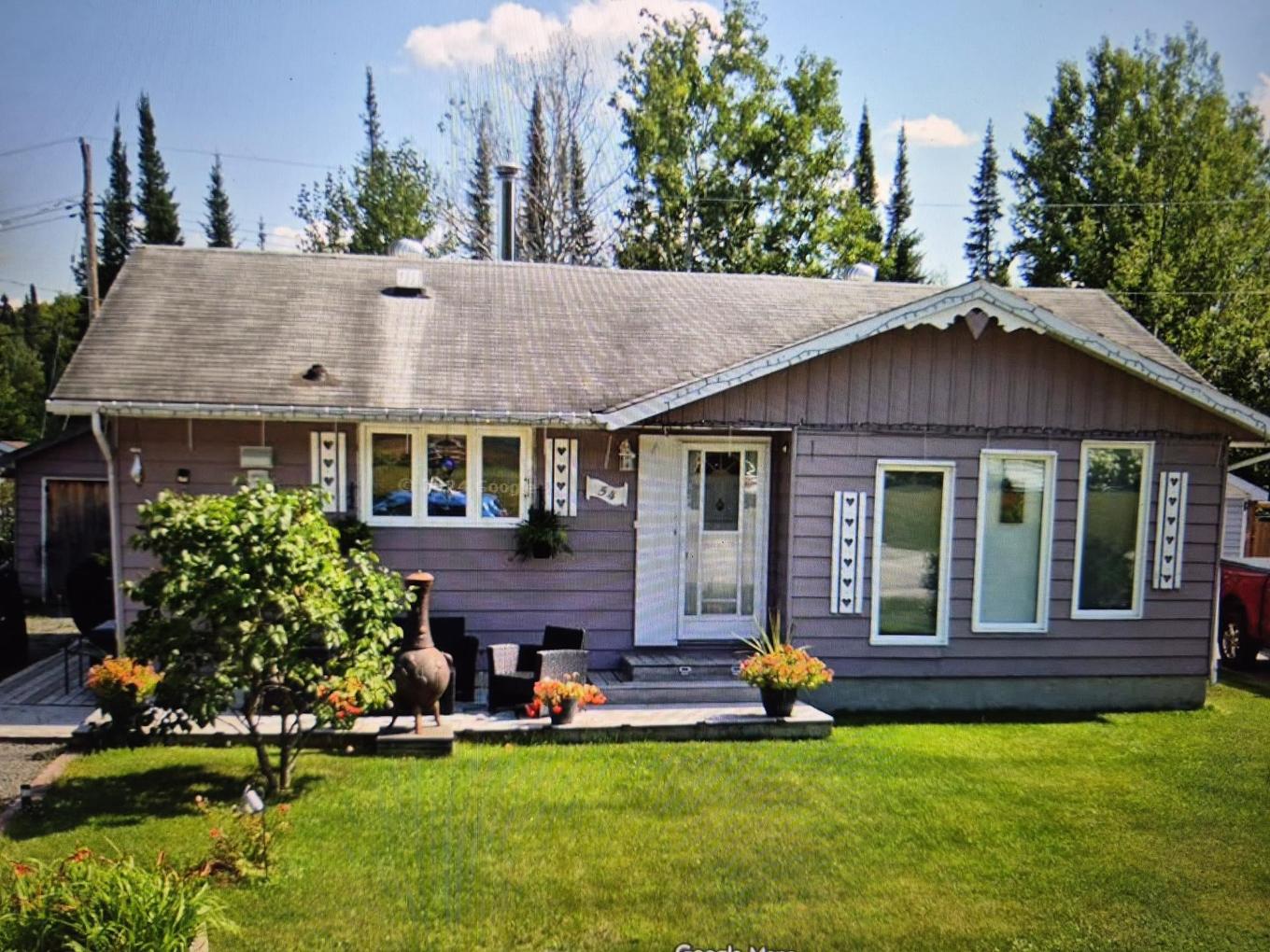54 Redwing Ave, Manitouwadge, ON - Outdoor