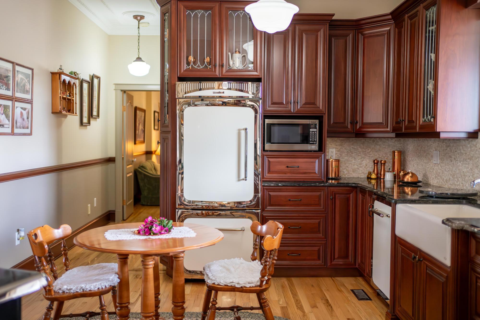 120 Wattsville Road, Cranbrook, BC - Indoor Photo Showing Dining Room