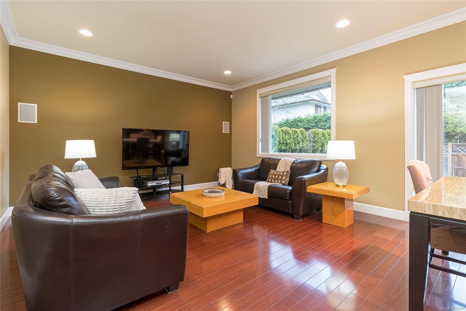4073 Longview Dr, Saanich, BC