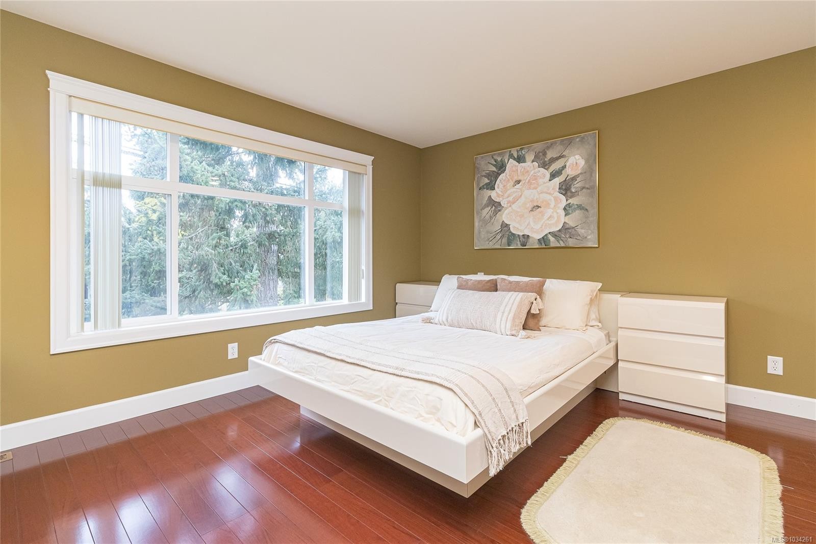 4073 Longview Dr, Saanich, BC