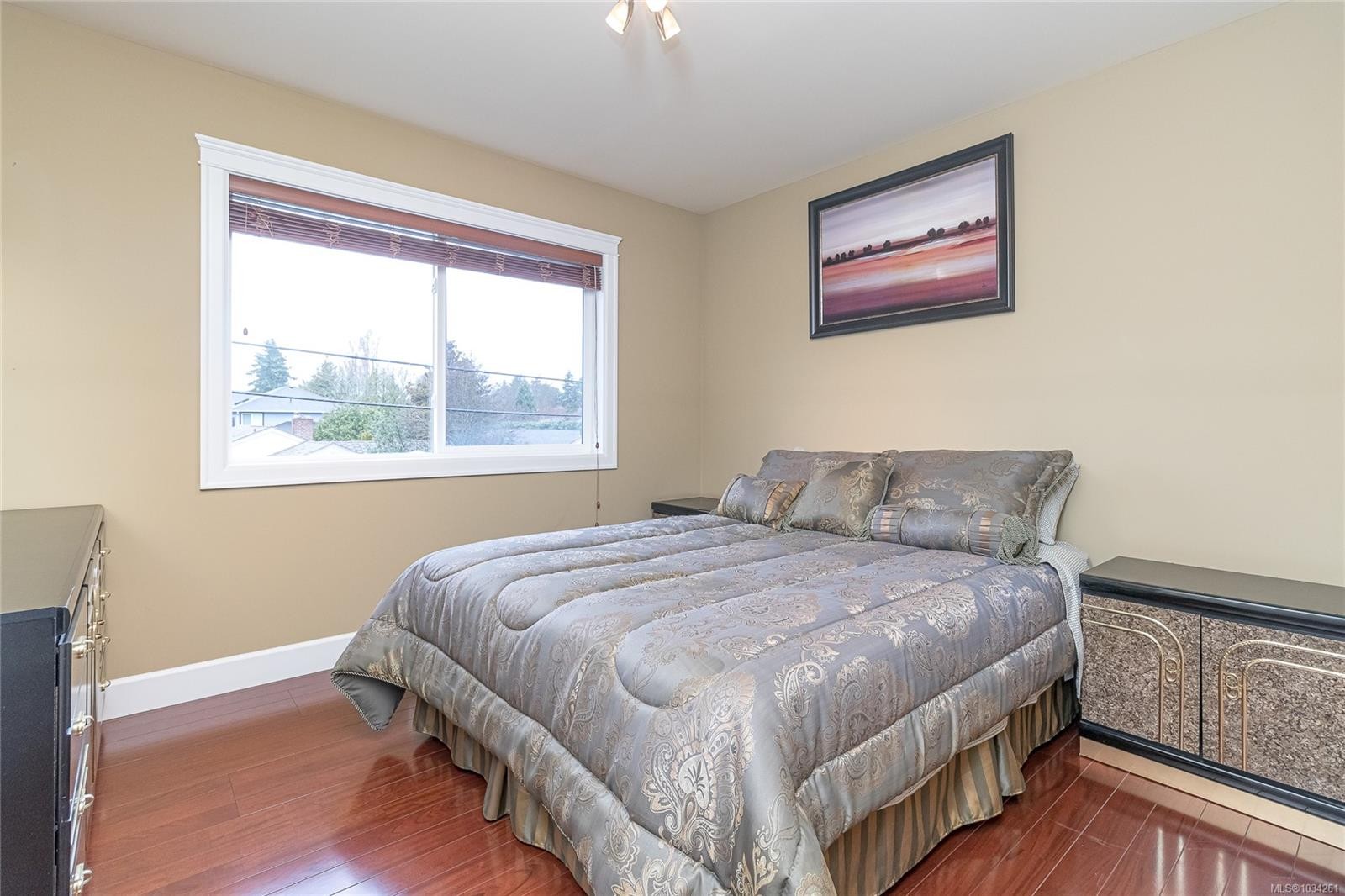 4073 Longview Dr, Saanich, BC