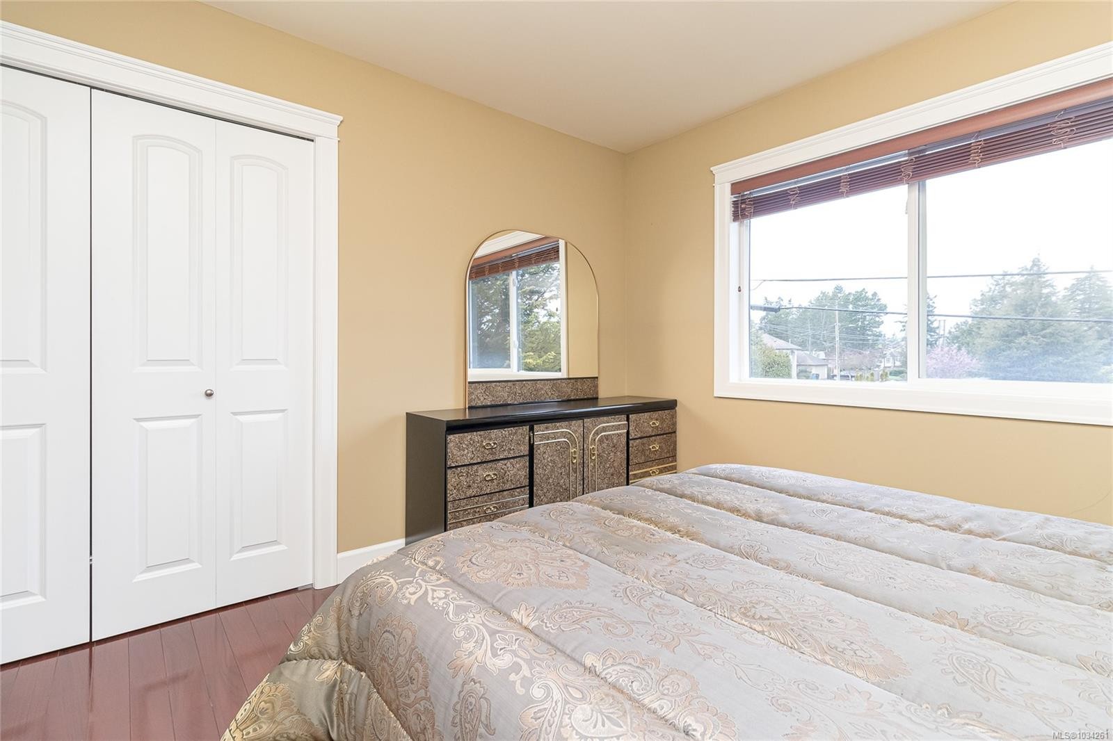 4073 Longview Dr, Saanich, BC