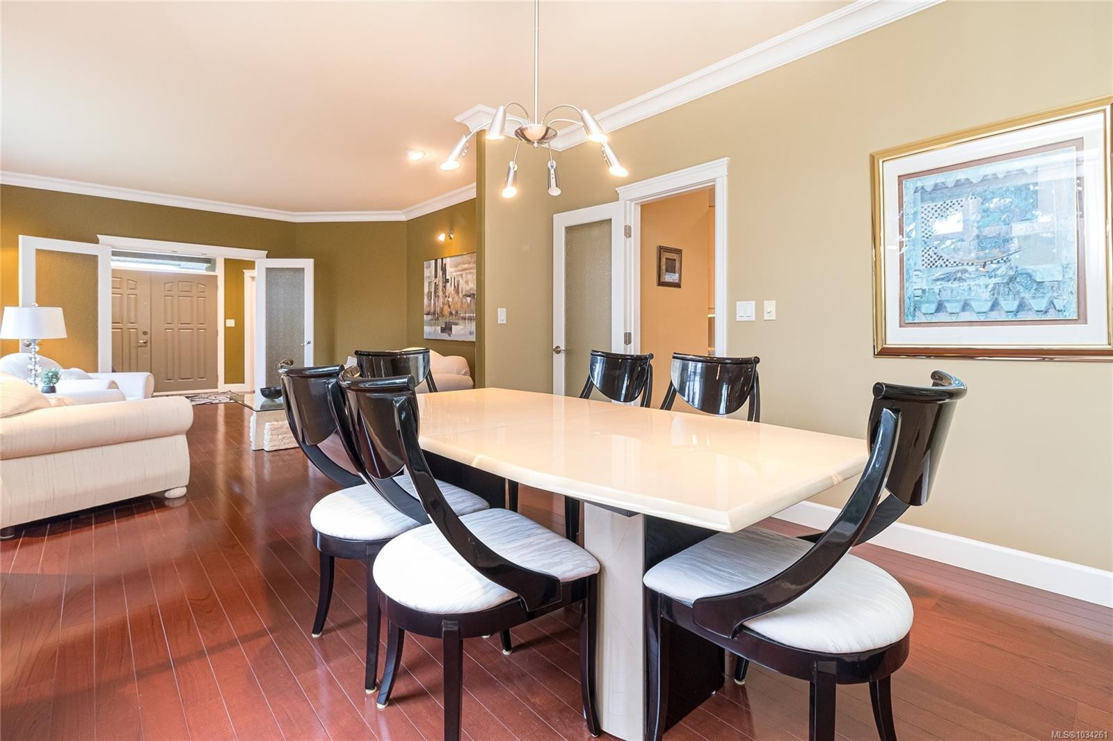 4073 Longview Dr, Saanich, BC