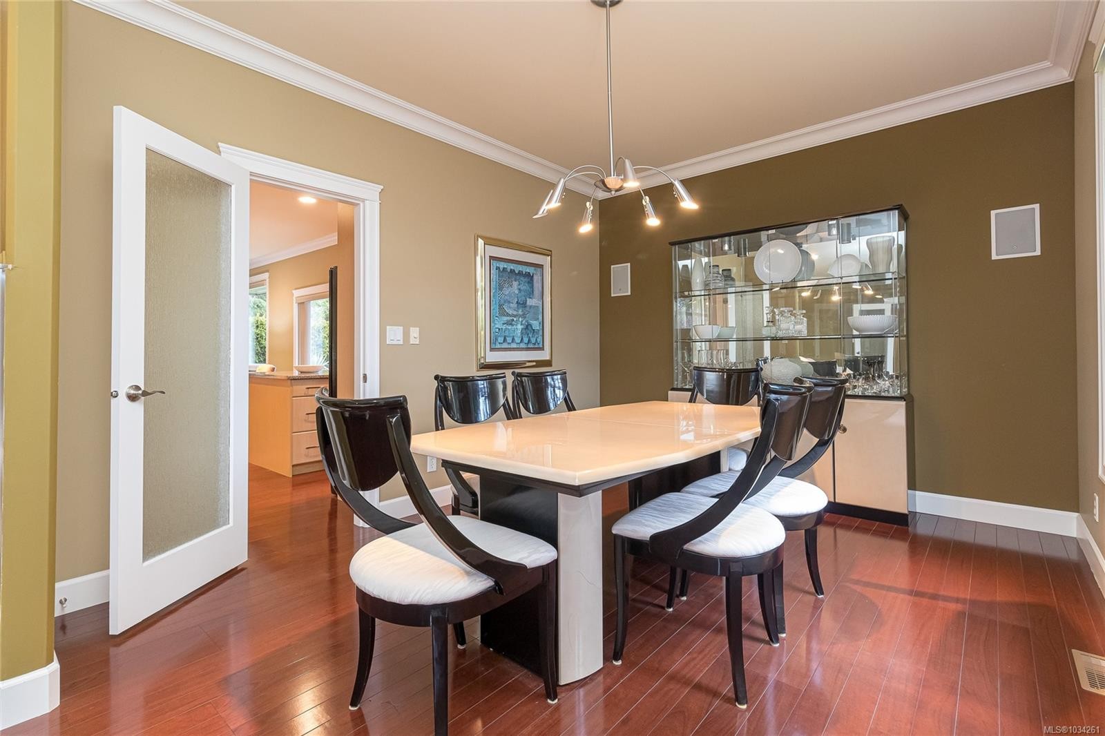 4073 Longview Dr, Saanich, BC