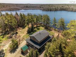 236 Canoe Lake Estates Road East Quinan, NS B0W 3M0