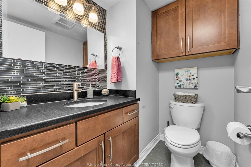 308-8591 Riverside Drive East, Windsor, ON