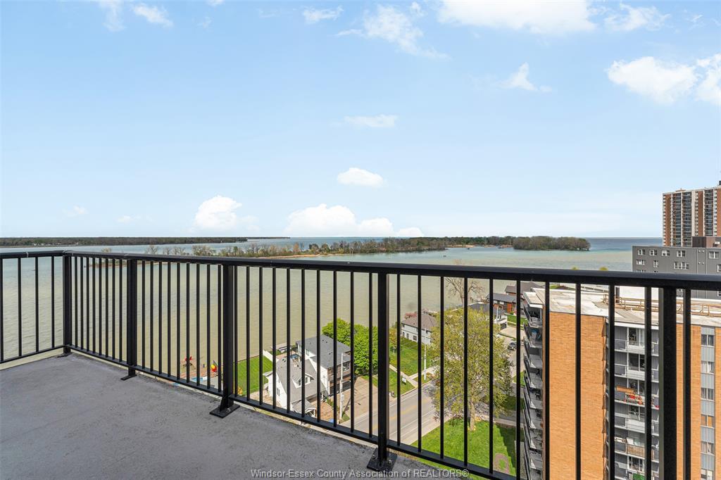 308-8591 Riverside Drive East, Windsor, ON