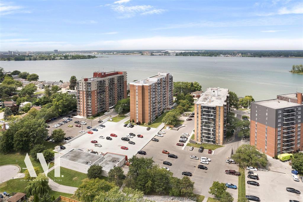 308-8591 Riverside Drive East, Windsor, ON