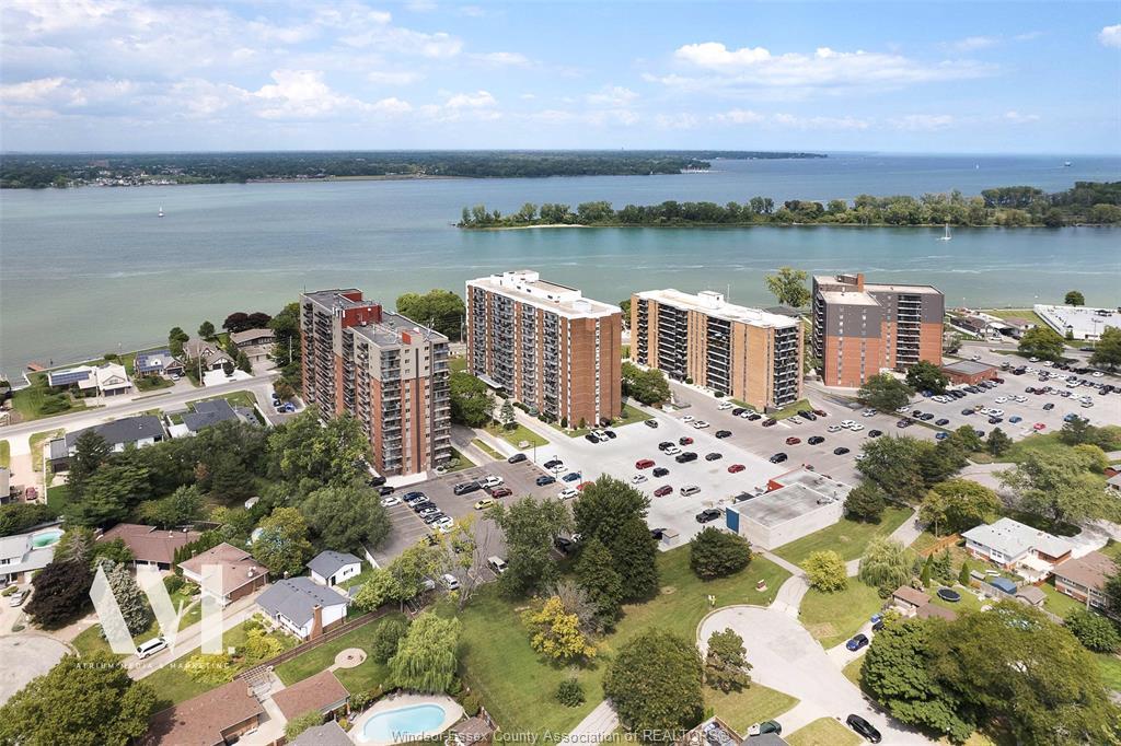 308-8591 Riverside Drive East, Windsor, ON