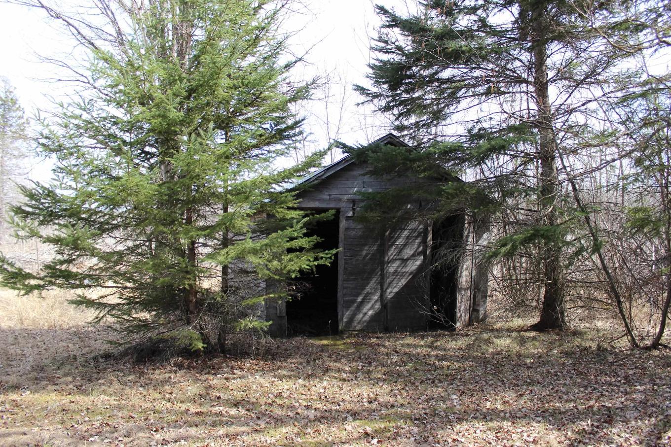 360 River Rd, Rainy River, ON