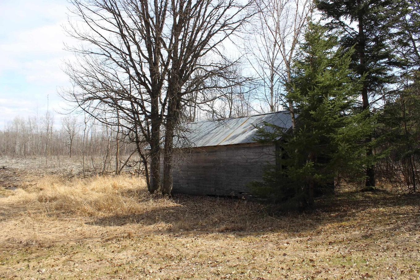 360 River Rd, Rainy River, ON