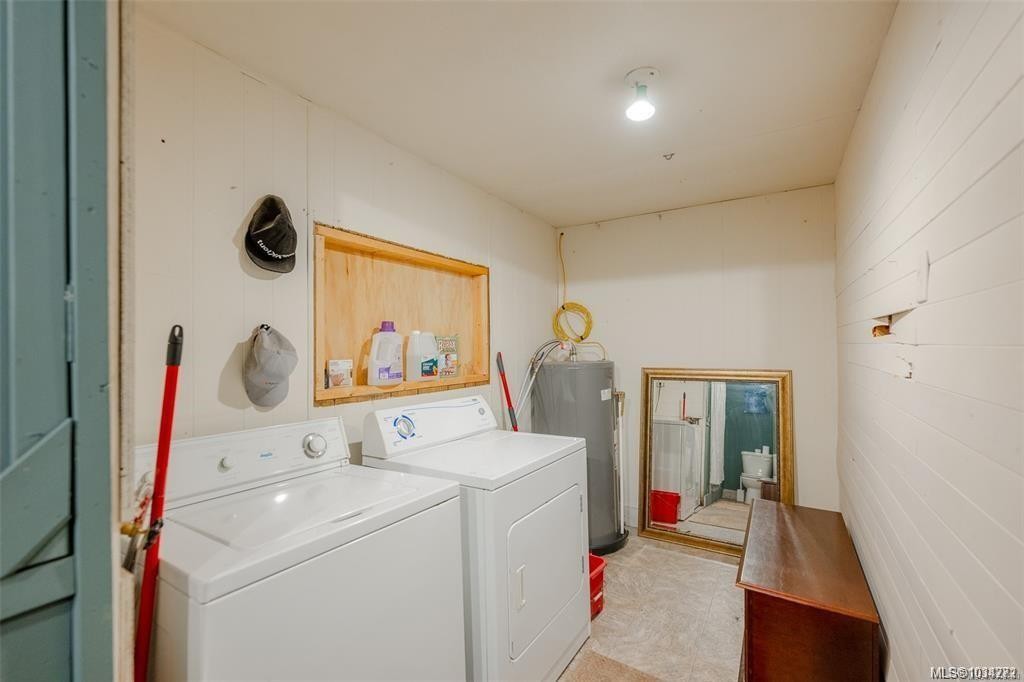 300 Oakdowne Rd, Qualicum Beach, BC