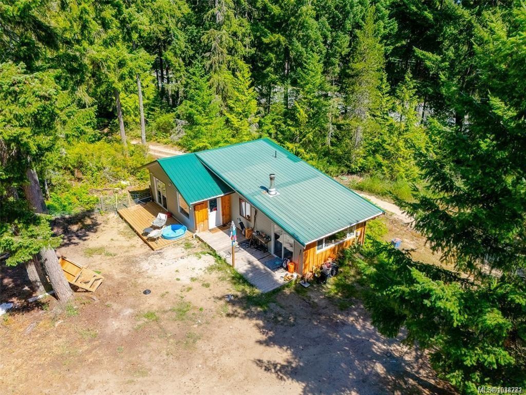 300 Oakdowne Rd, Qualicum Beach, BC