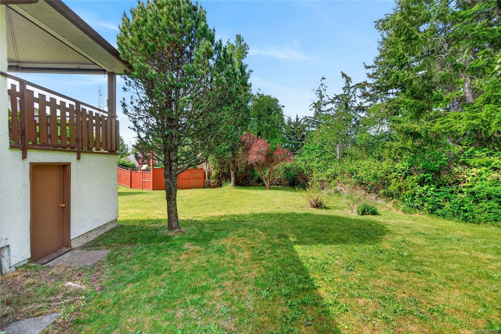 645 Summit Pl, Comox, BC