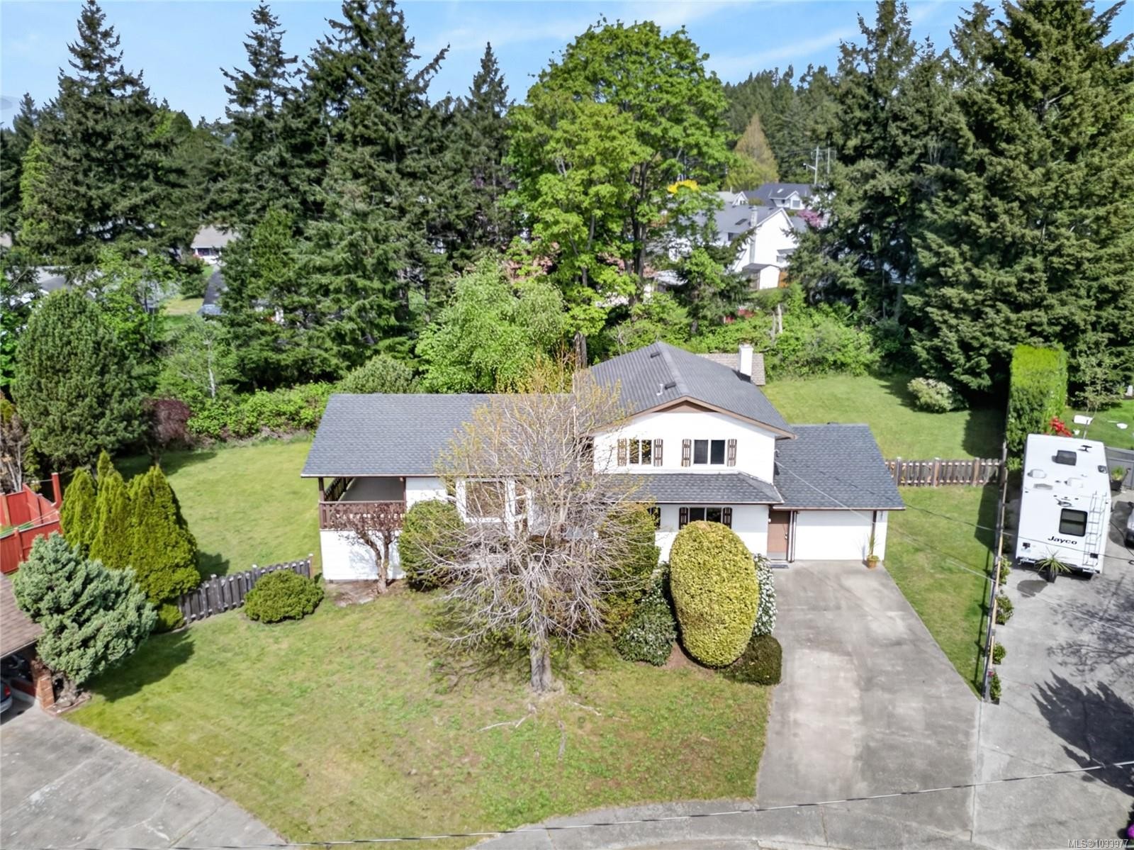 645 Summit Pl, Comox, BC