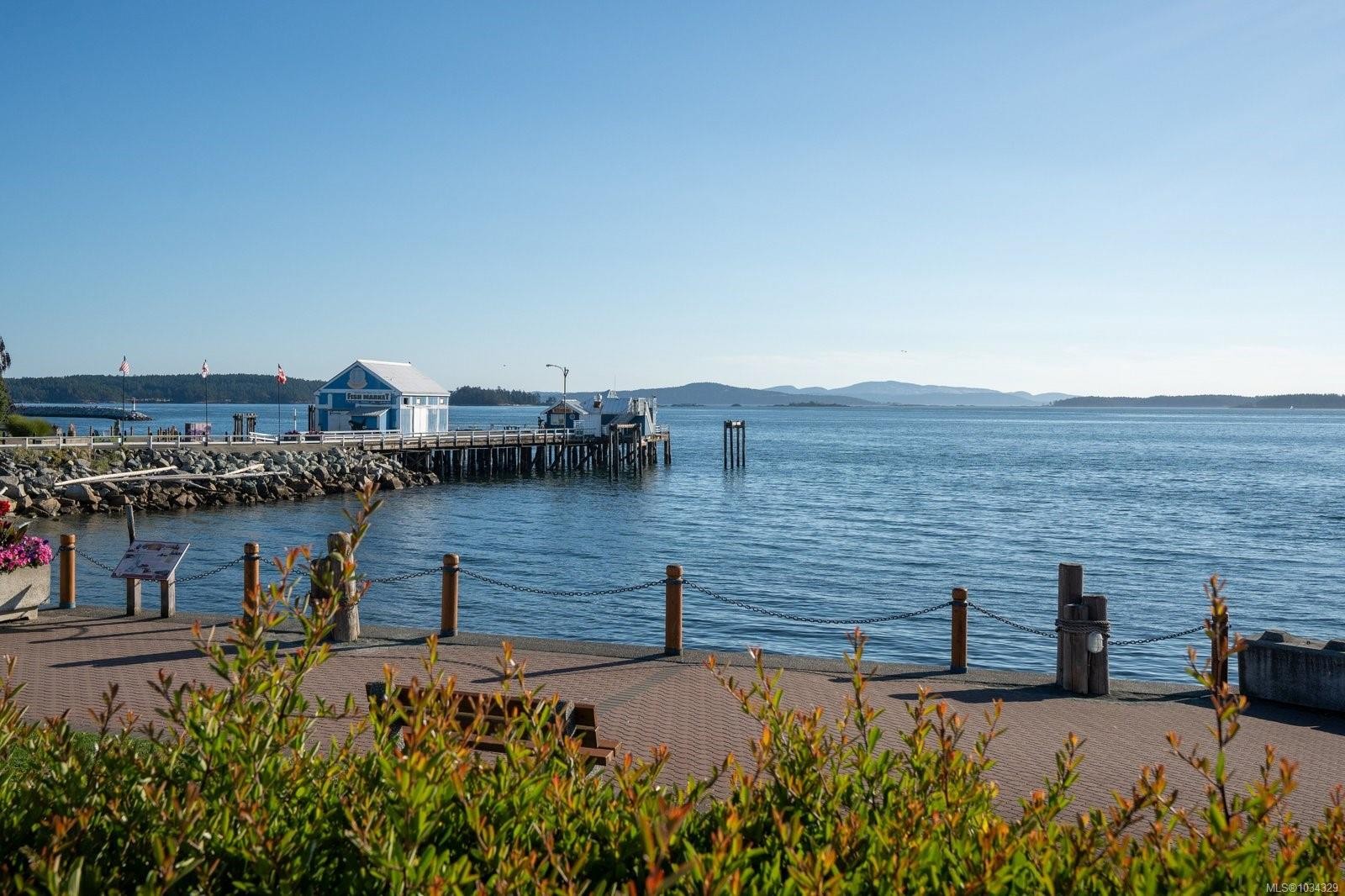 1-9875 Third St, Sidney, BC - Outdoor With Body Of Water With View