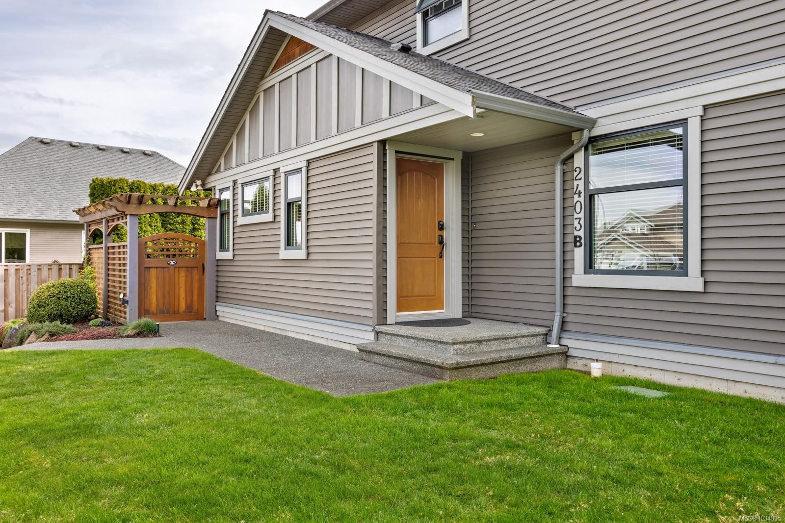 2403 Tiger Moth Pl, Comox, BC