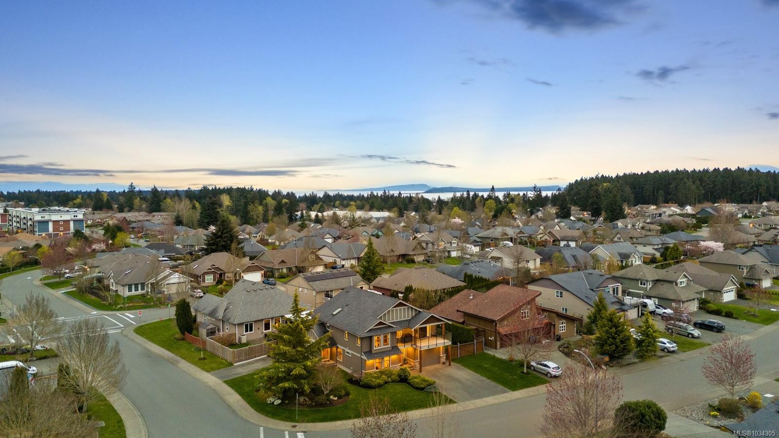 2403 Tiger Moth Pl, Comox, BC