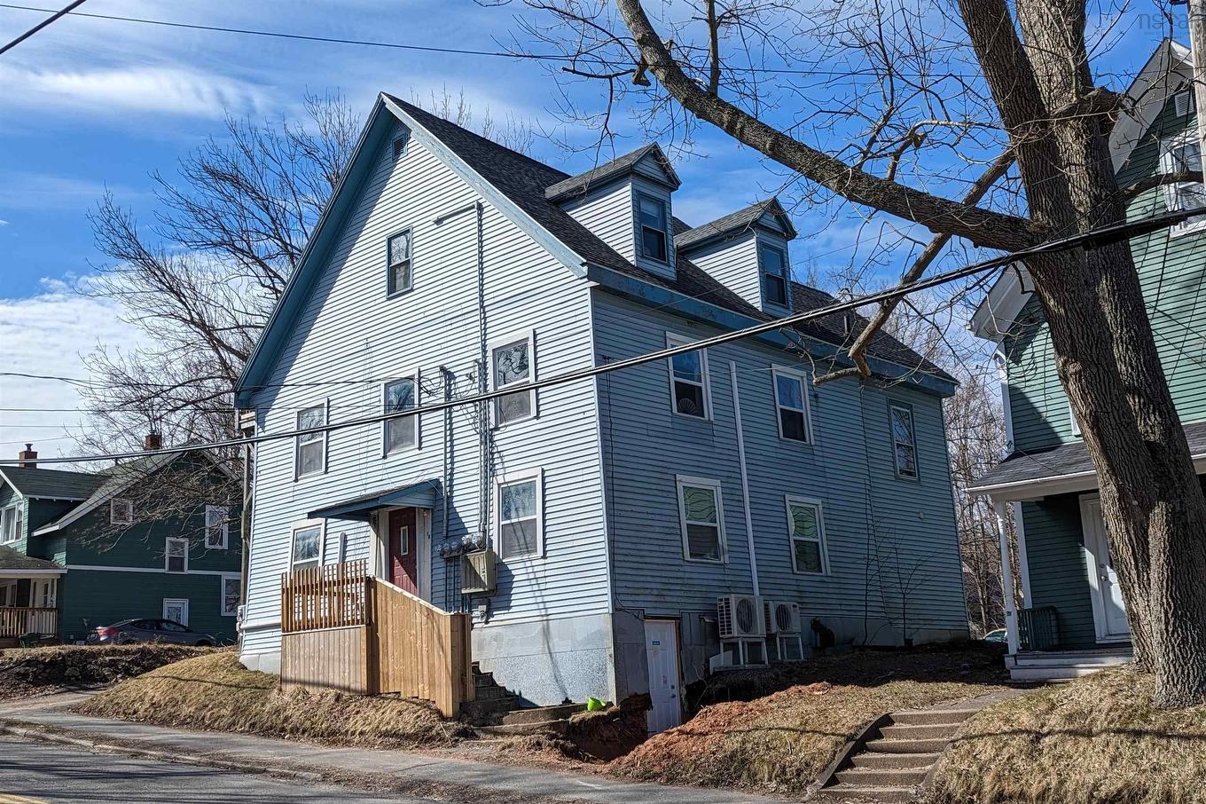 18 Gaspereau Avenue, Wolfville, NS