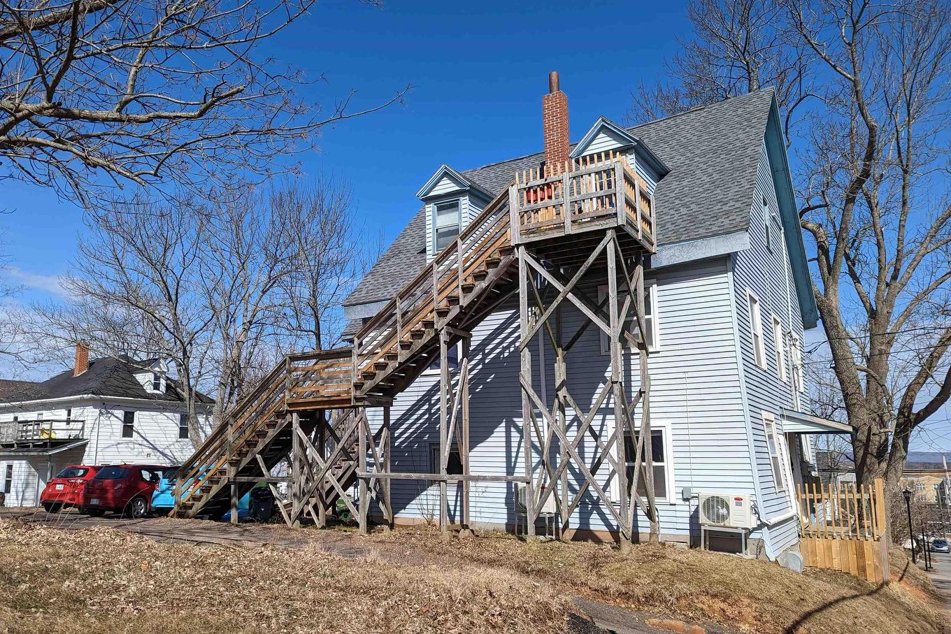 18 Gaspereau Avenue, Wolfville, NS