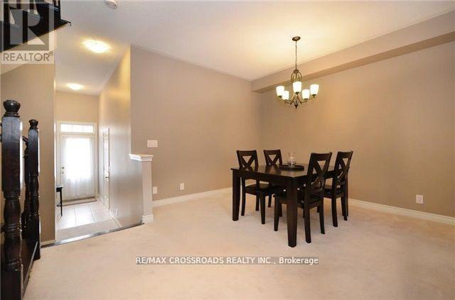 158 Harvest Hills Boulevard, Newmarket, ON - Indoor Photo Showing Dining Room