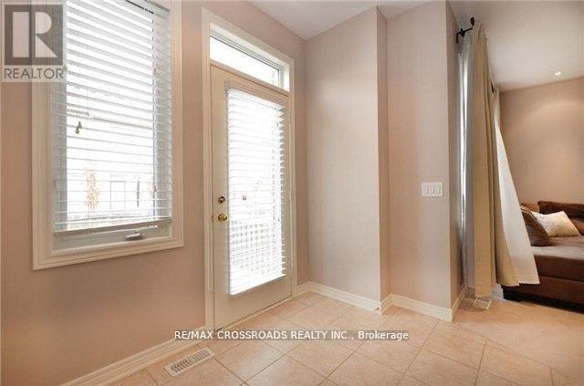 158 Harvest Hills Boulevard, Newmarket, ON - Indoor Photo Showing Other Room