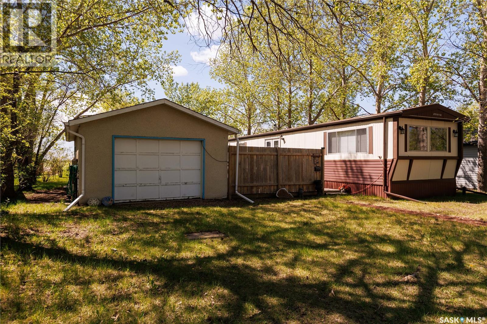 237 Amy Avenue, Alice Beach, SK - Outdoor