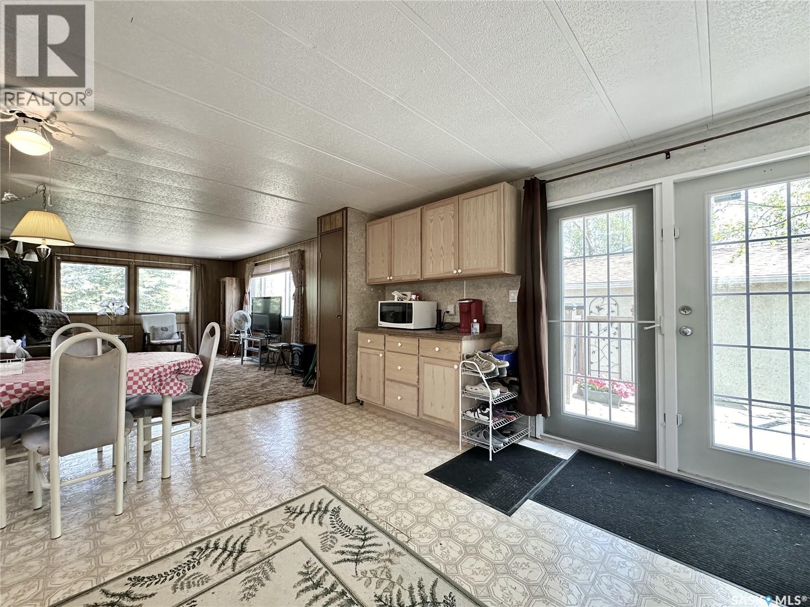 237 Amy Avenue, Alice Beach, SK - Indoor