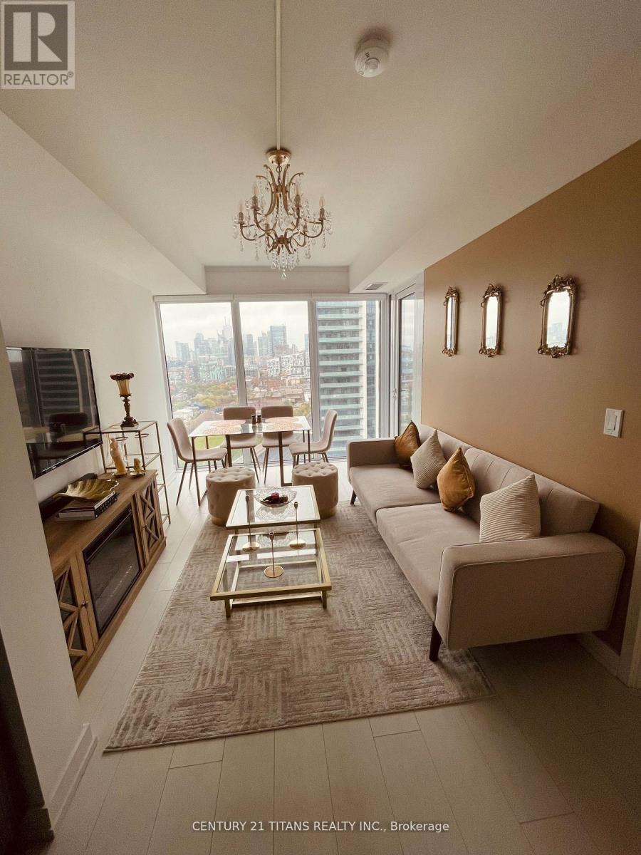 1922 - 19 Western Battery Road, Toronto, ON - Indoor Photo Showing Living Room